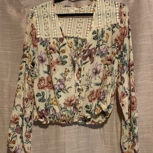 Floral, flowy blouse from forever 21. Worn twice!